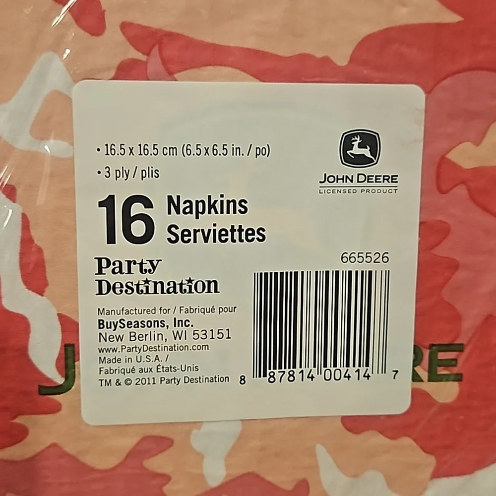 John Deere NWT Pink Camo Dessert Paper Plates & Napkins 6 Plates & 5 Napkins